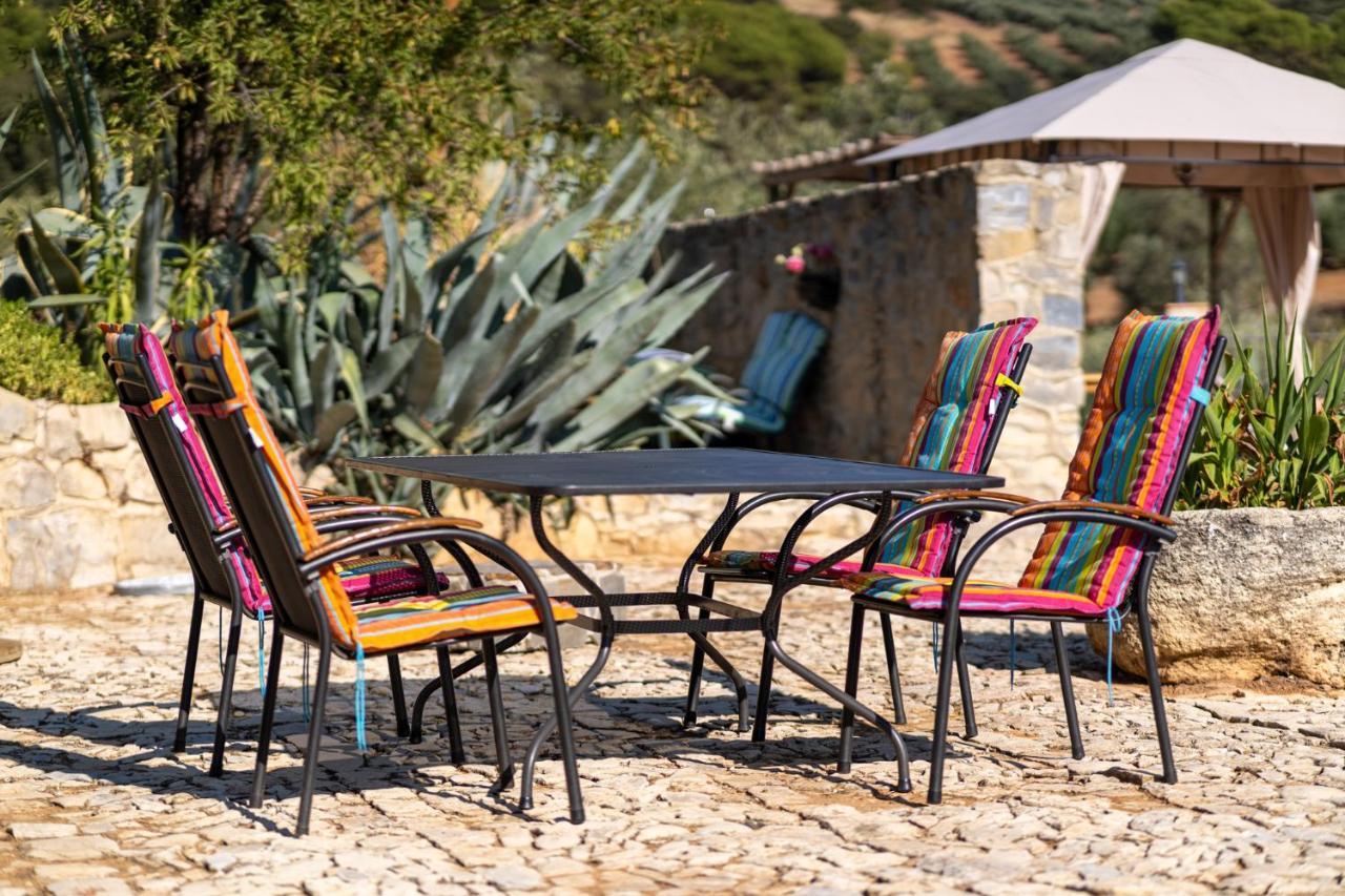Hacienda La Buena Vida B&B En Appartementen Algarinejo Екстер'єр фото
