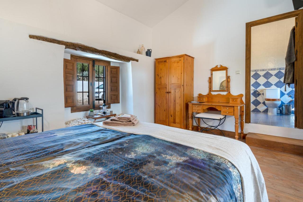 Hacienda La Buena Vida B&B En Appartementen Algarinejo Екстер'єр фото